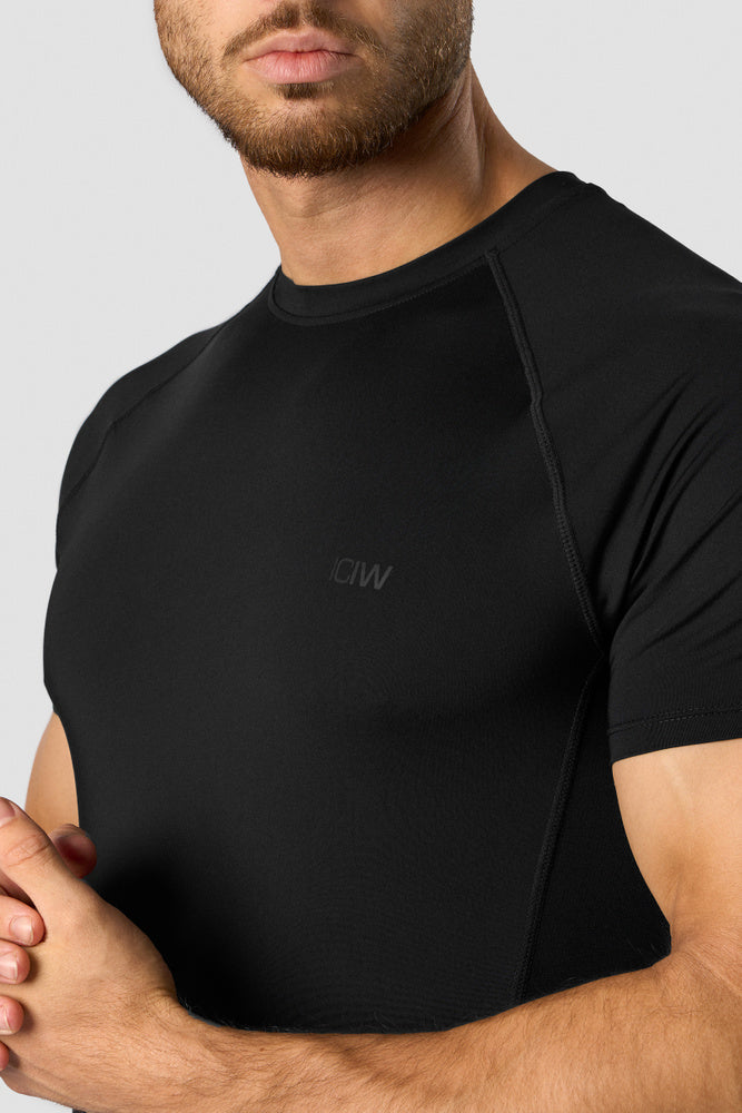 ICIW Stride Muscle Fit T-shirt Men Black