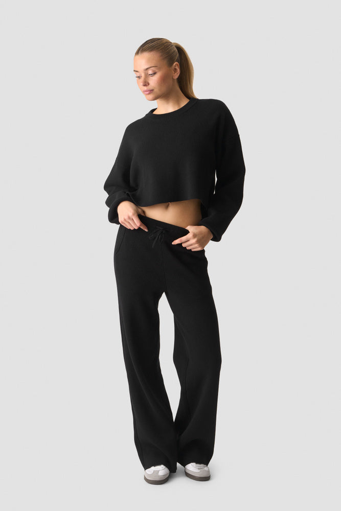 ICIW Soft Knit Cropped Crewneck Black