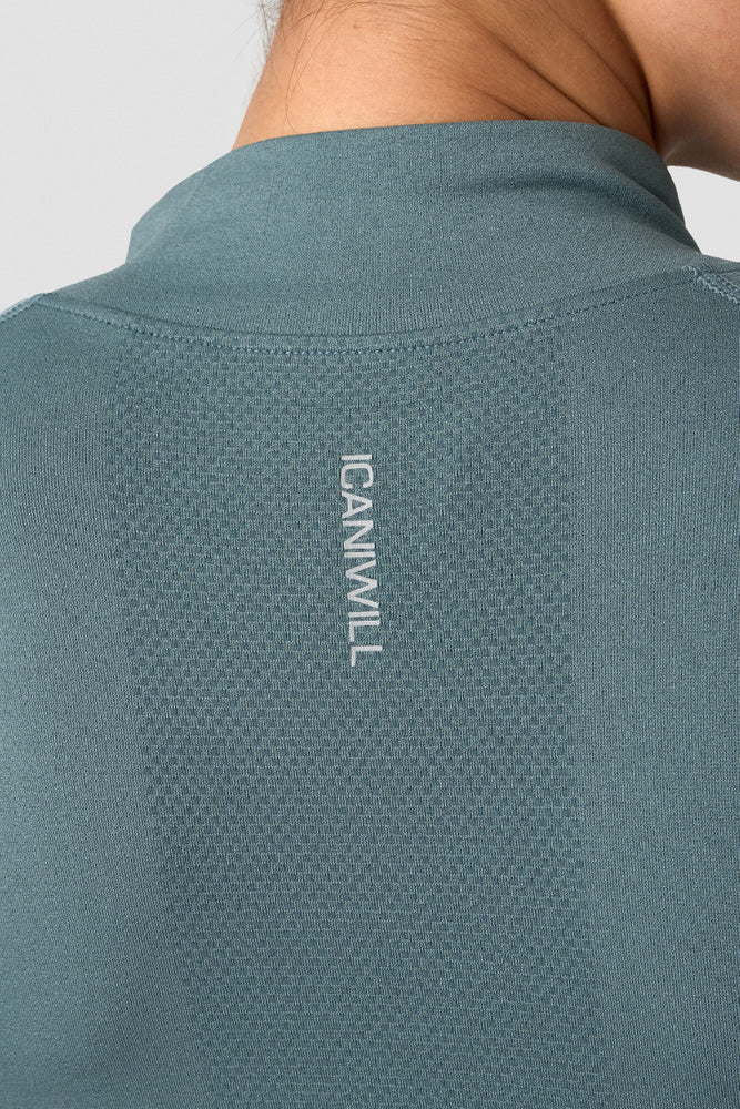 ICIW Define Cropped 1/4 Zip Jungle Green