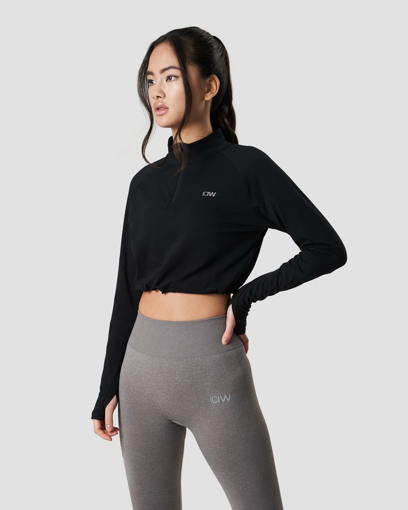 ICIW Define Cropped 1/4 Zip Adjustable Black