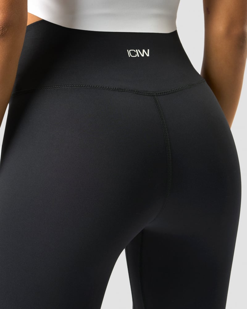 ICIW Nimble Biker Shorts Black
