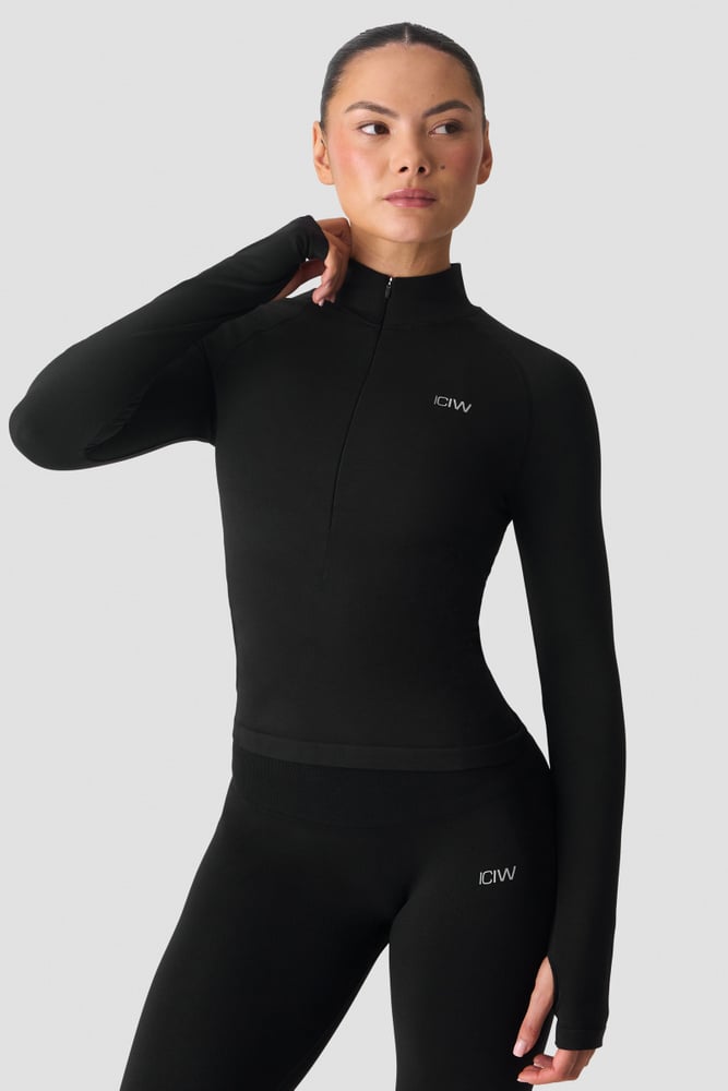 ICIW Smooth Seamless 1/2 Zip LS Black