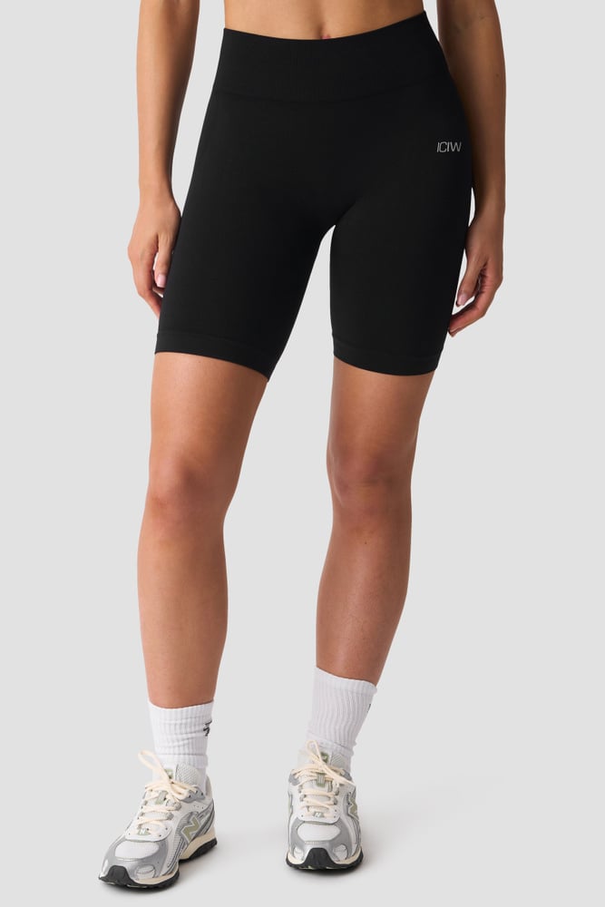 ICIW Smooth Seamless Biker Shorts Black