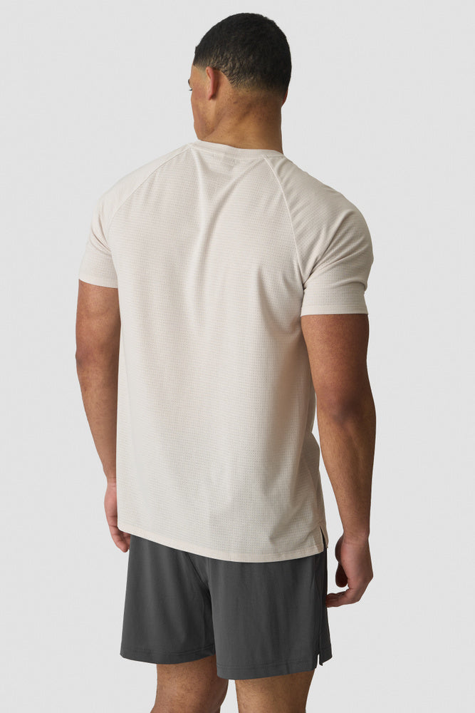 ICIW Stride Raglan Tee Dri-Release Light Beige