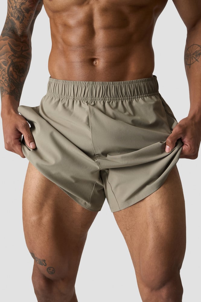 ICIW Training Shorts 5" M Light Khaki Green
