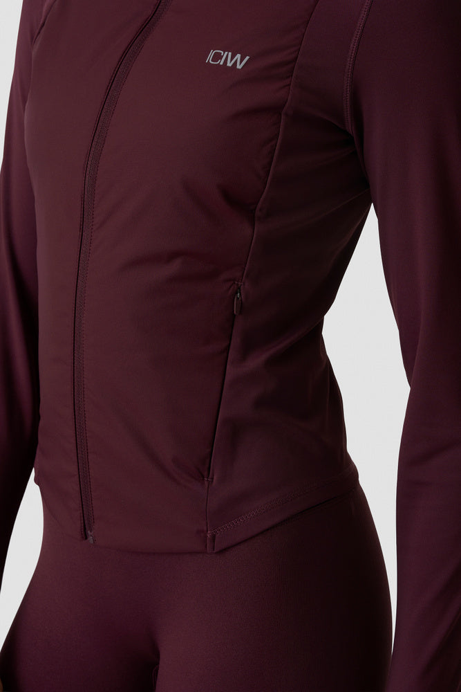 ICIW Essential Insulated Jacket Maroon