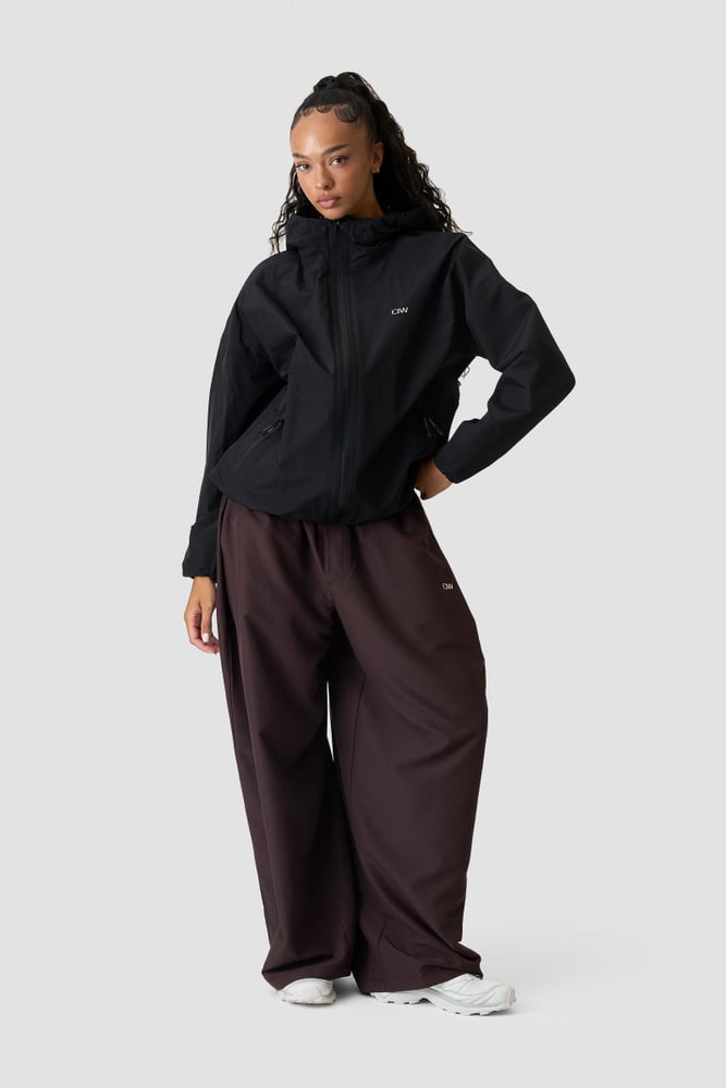 ICIW Essential Shell Jacket Black