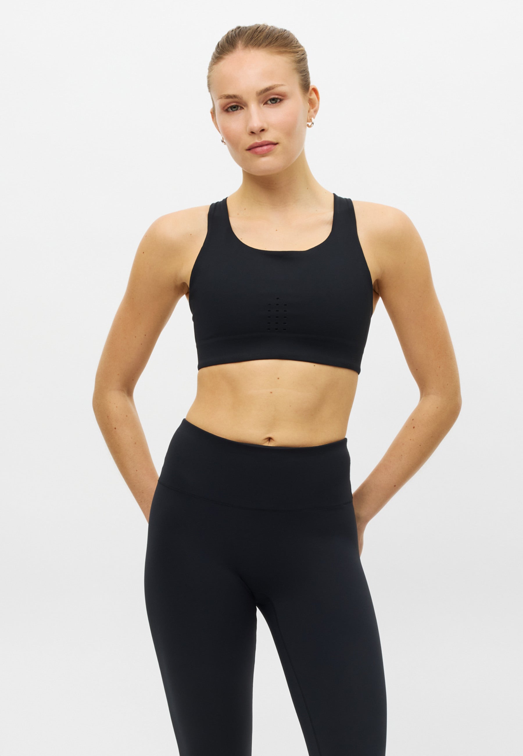 RÖHNISCH Weightless Adjuster Sportsbra Black