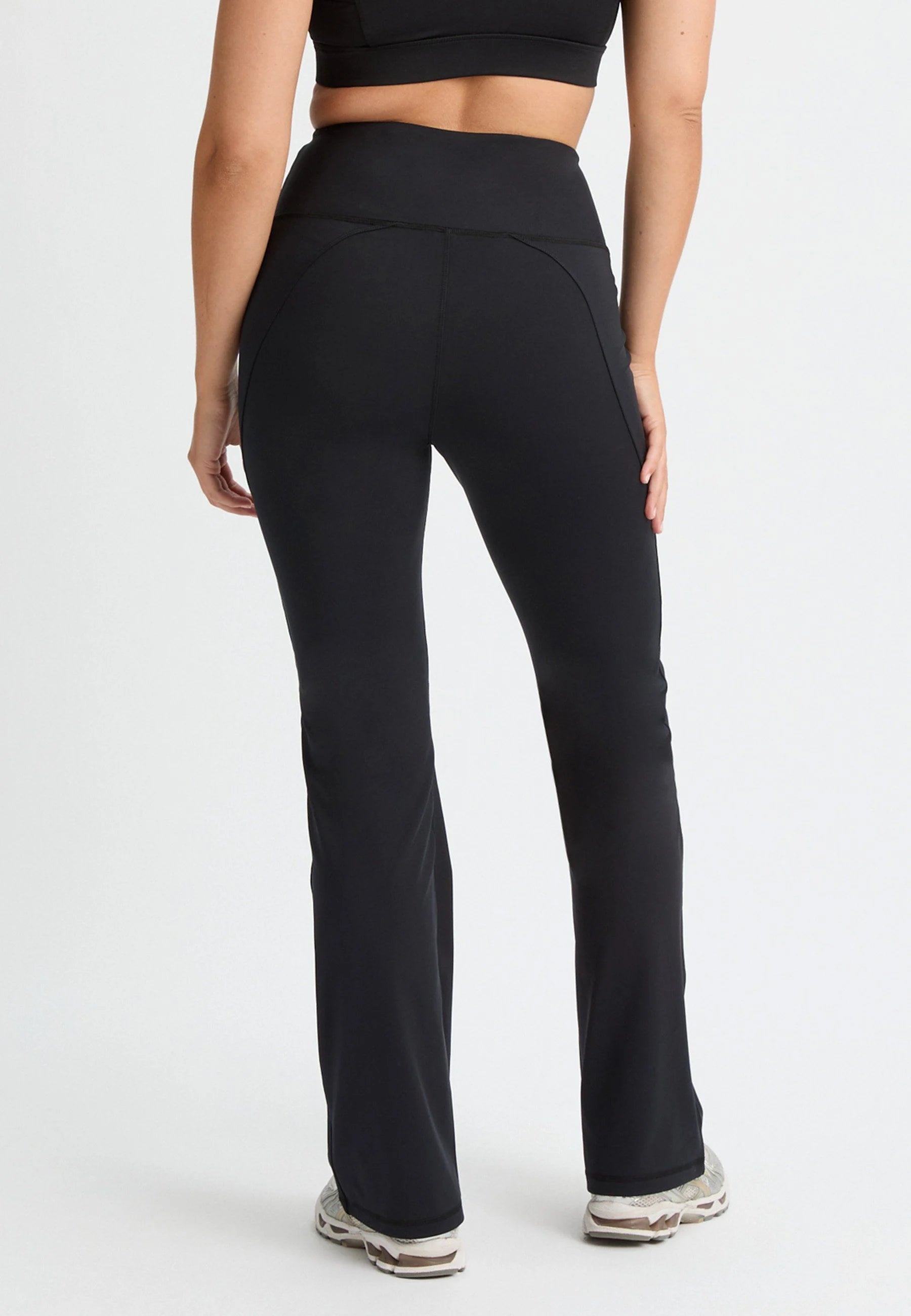 RÖHNISCH Flattering High Waist Pants Black Röhnisch