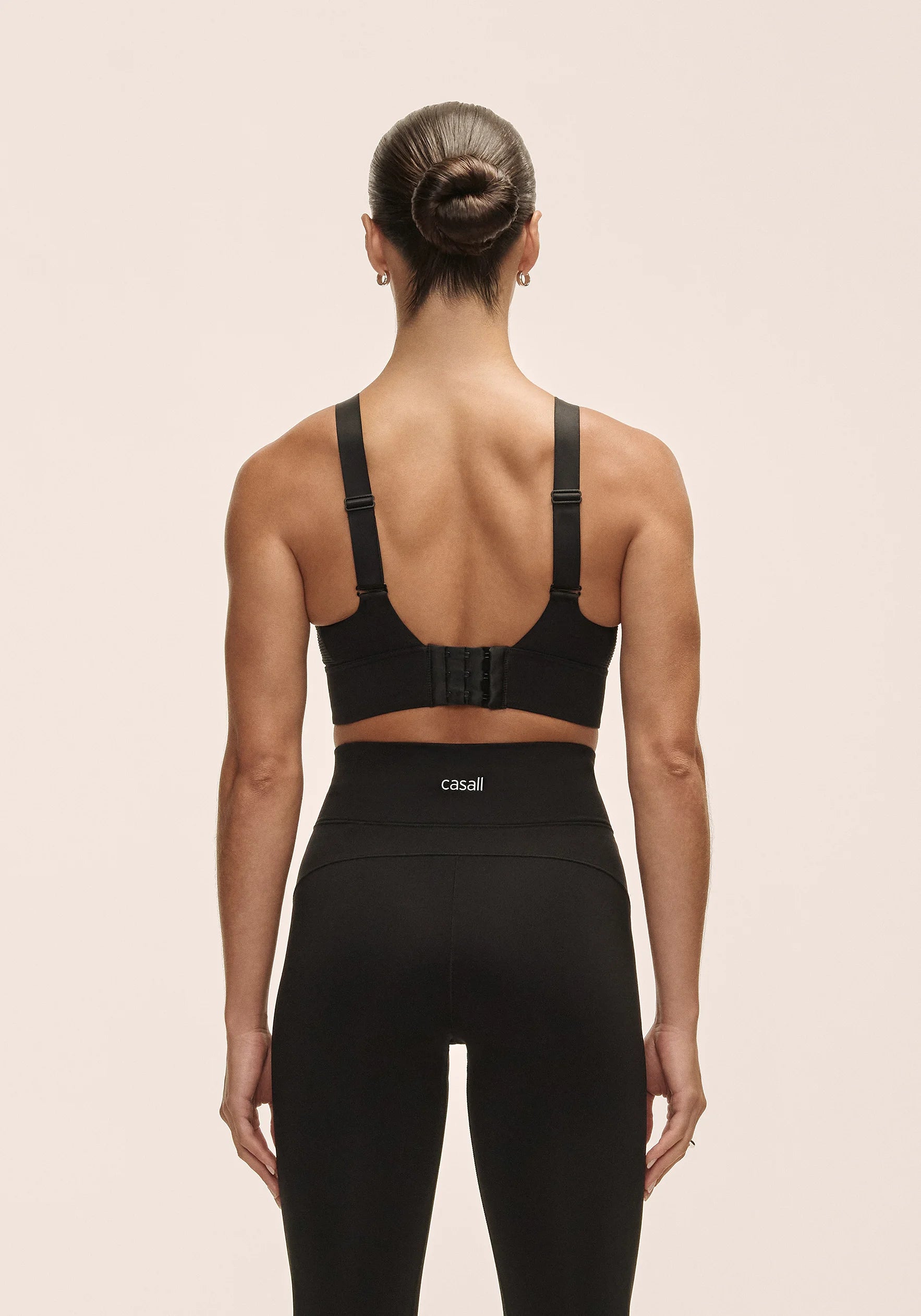 Casall & CHPO Träningspaket – Sport-BH, Tights & 2x Solglasögon
