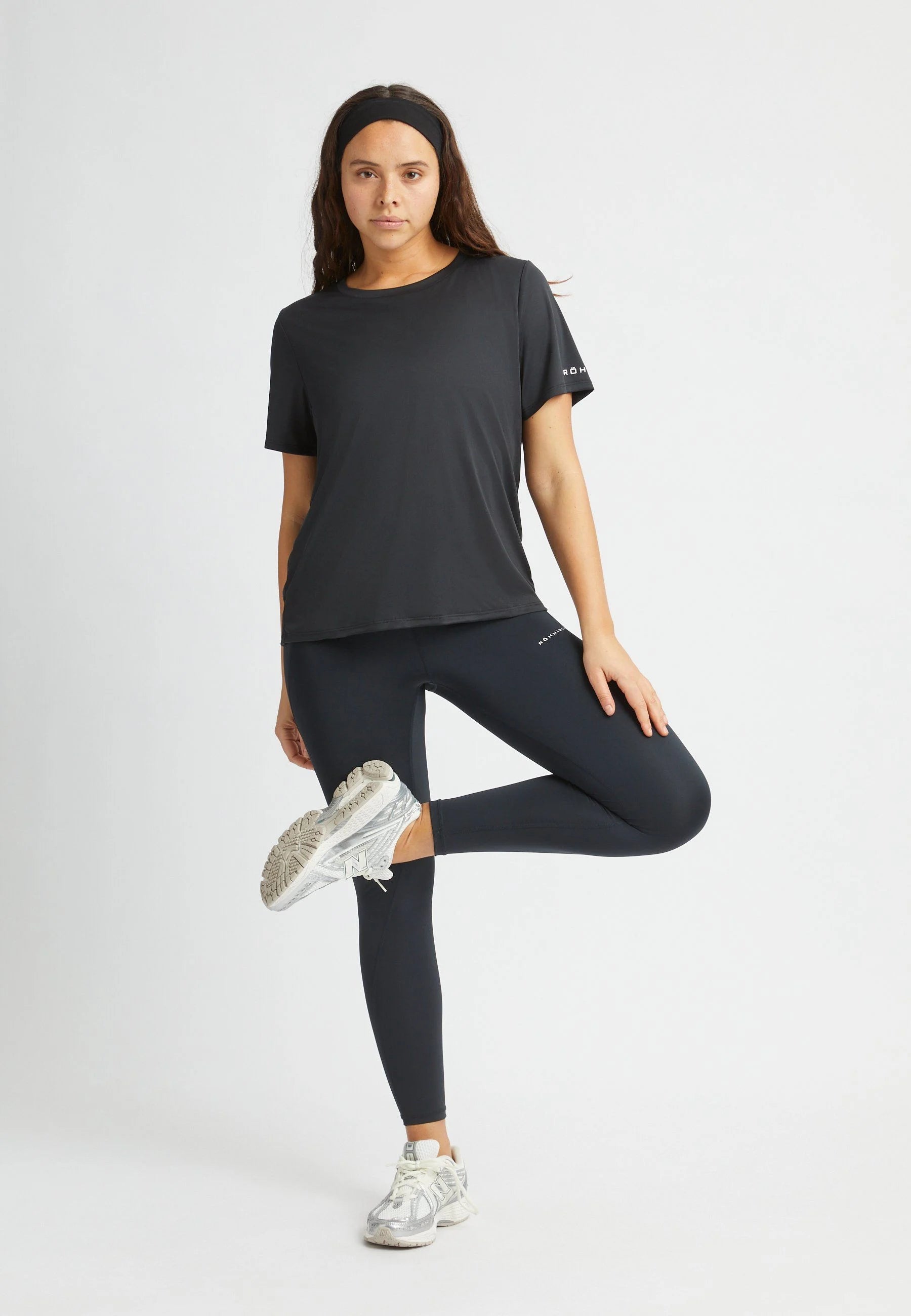 RÖHNISCH Team Logo Tee Svart