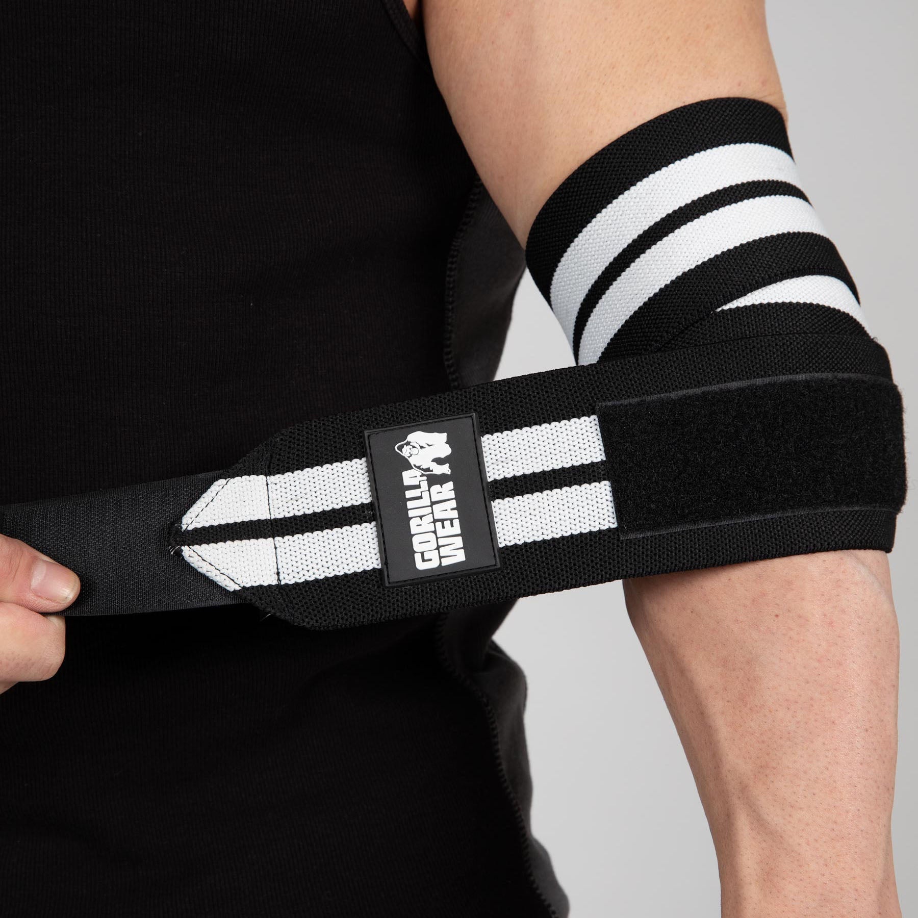 Gorilla Wear Elbow Wraps, black/white - 1,8 m Gorilla Wear