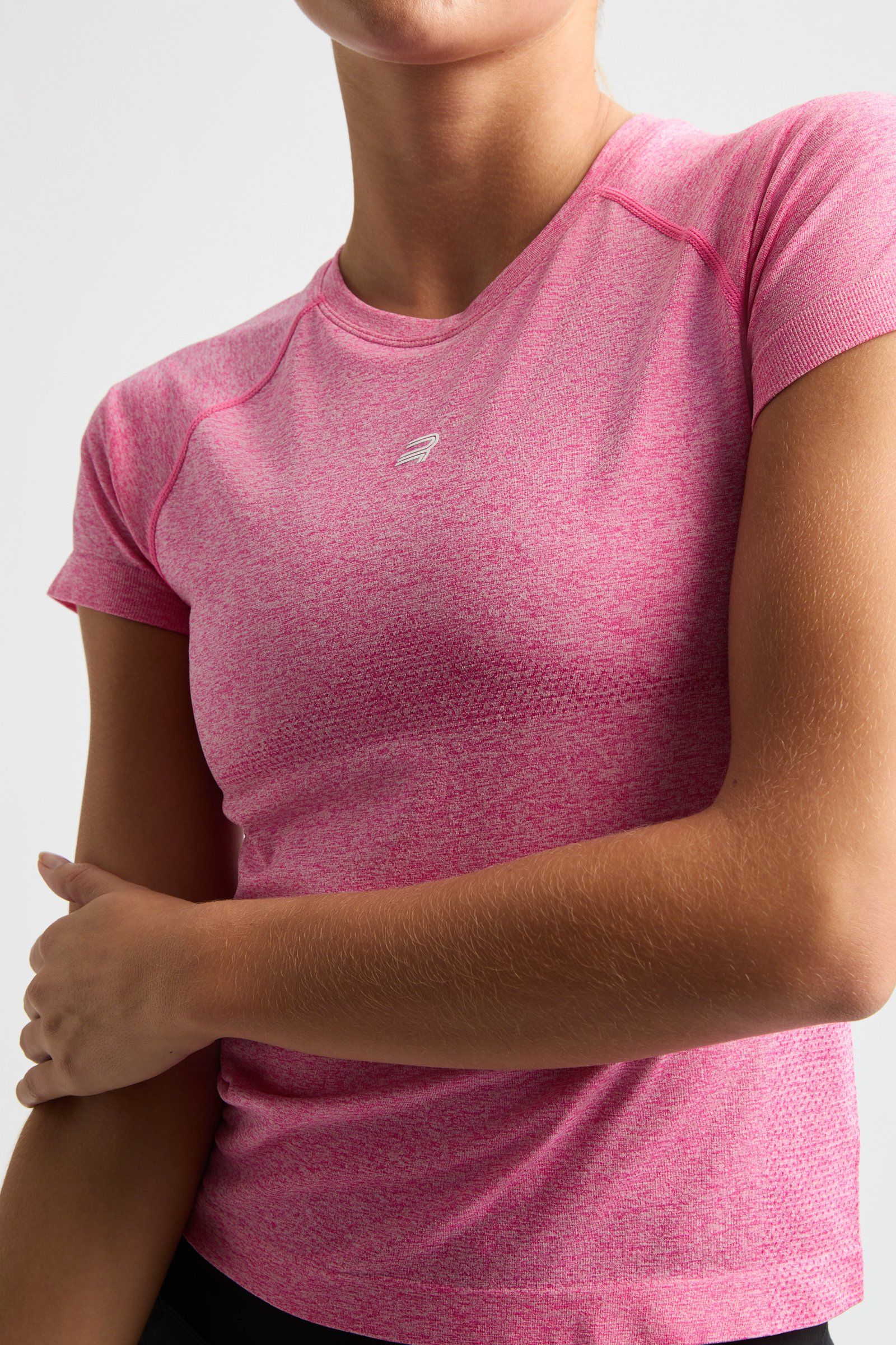 RÖHNISCH Seamless Flex Tee Carmine Rose Röhnisch