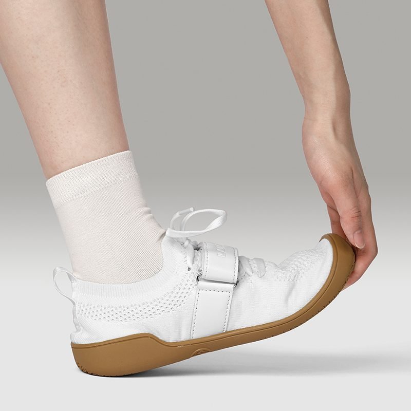 LUXIAOJUN BarePower 1.0 Training Shoes (Mocha)