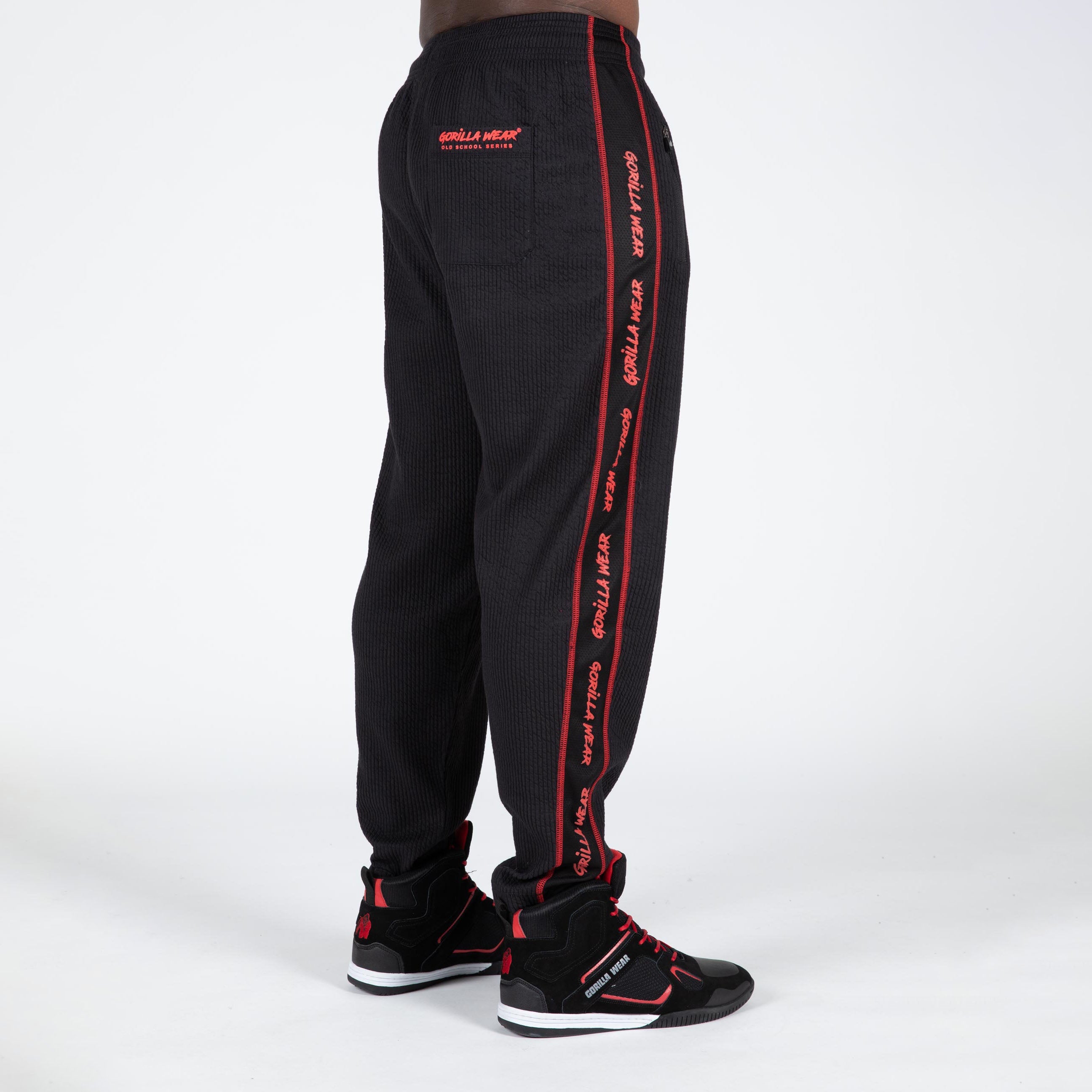 Gorilla Wear Buffalo Old School Workout Pants, black/red Gorilla Wear