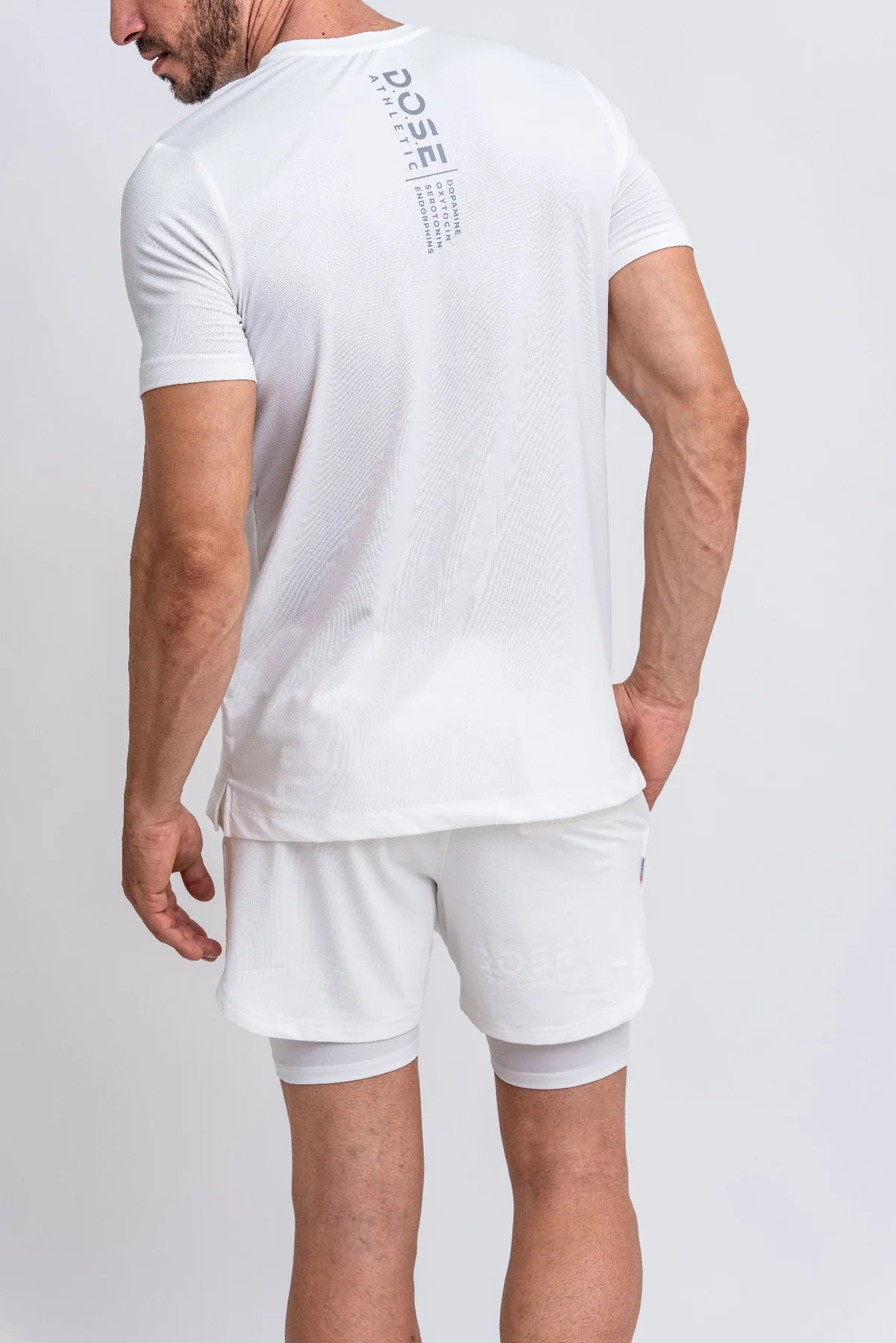 DOSE ATHLETIC Signature T-shirt Vit