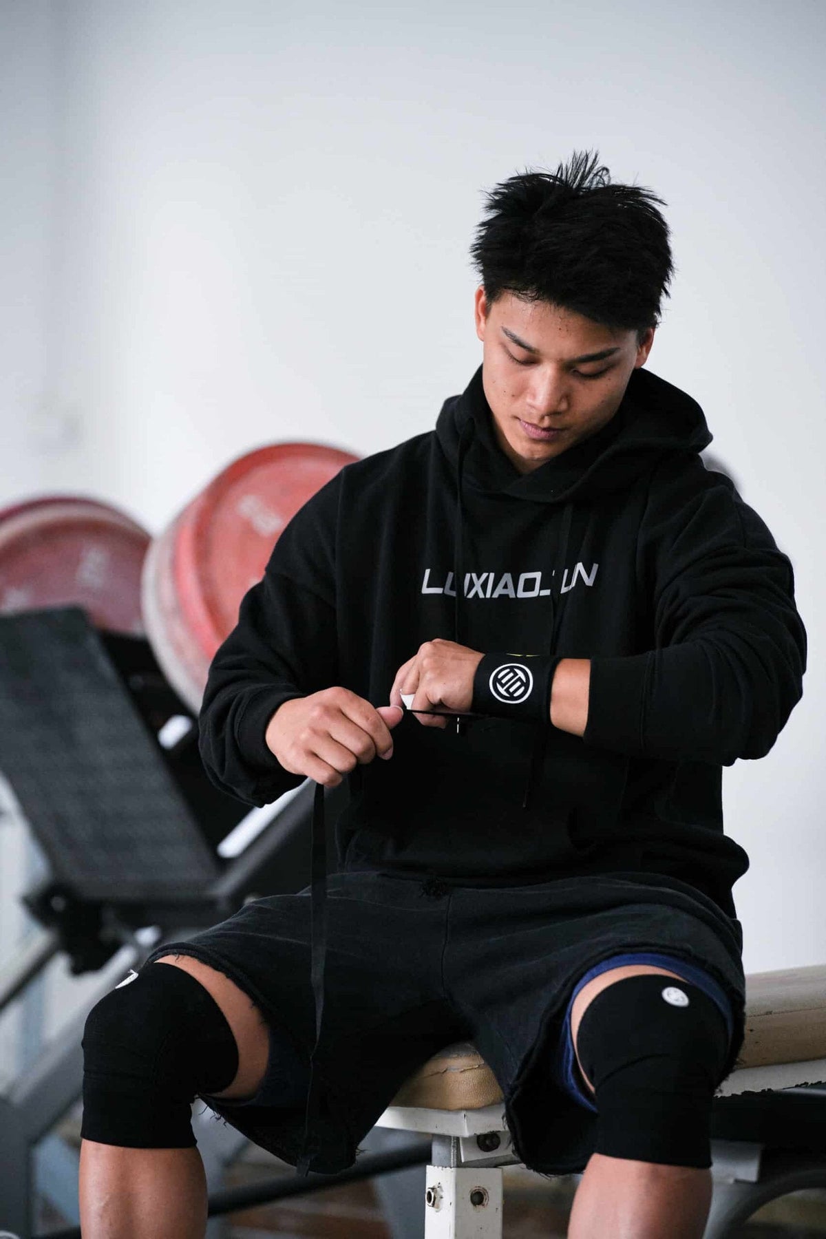 LUXIAOJUN Sportswear Essentials Unisex Oversized Pullover Hoodie