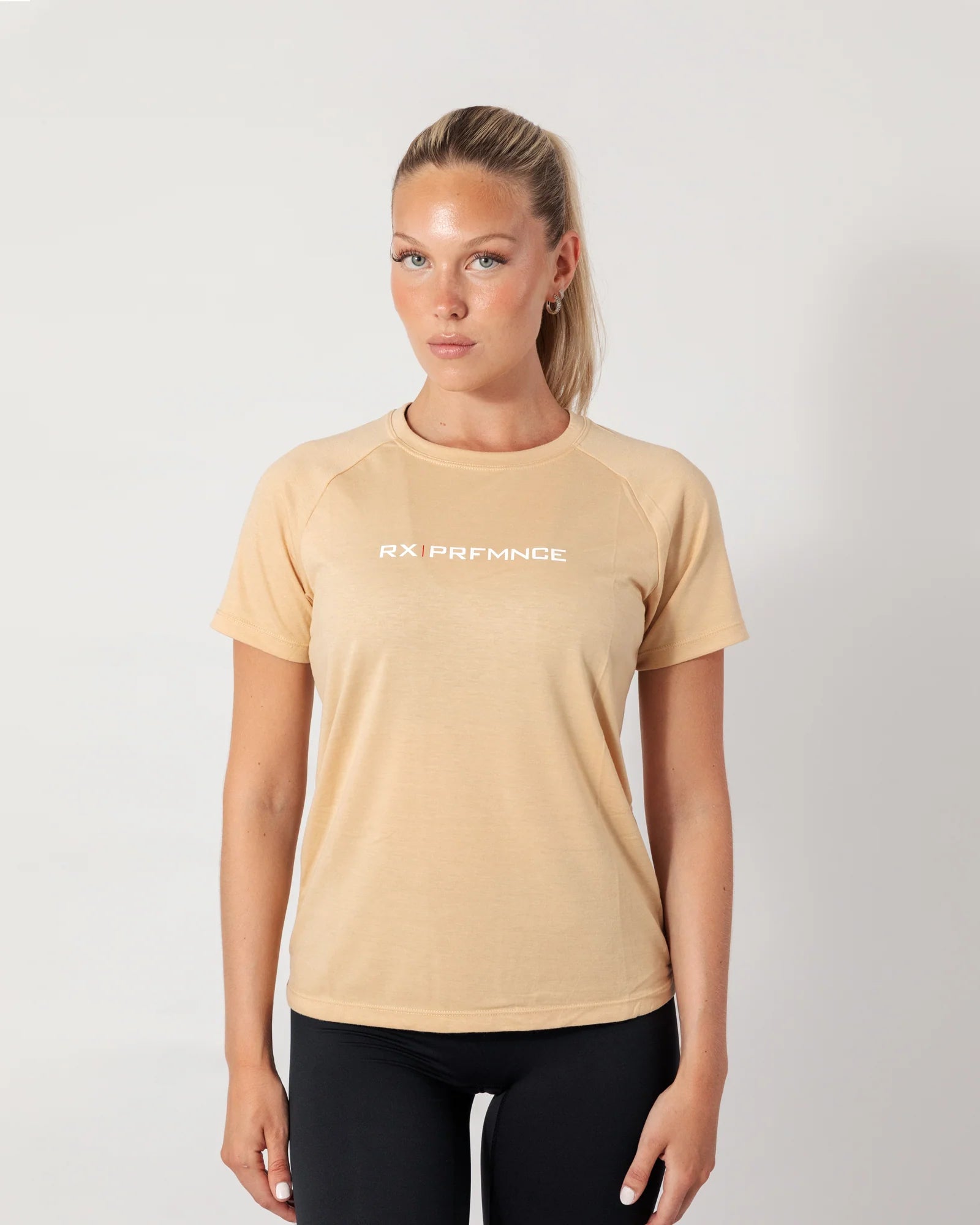 RX Performance Grace T-shirt Sand RX Performance