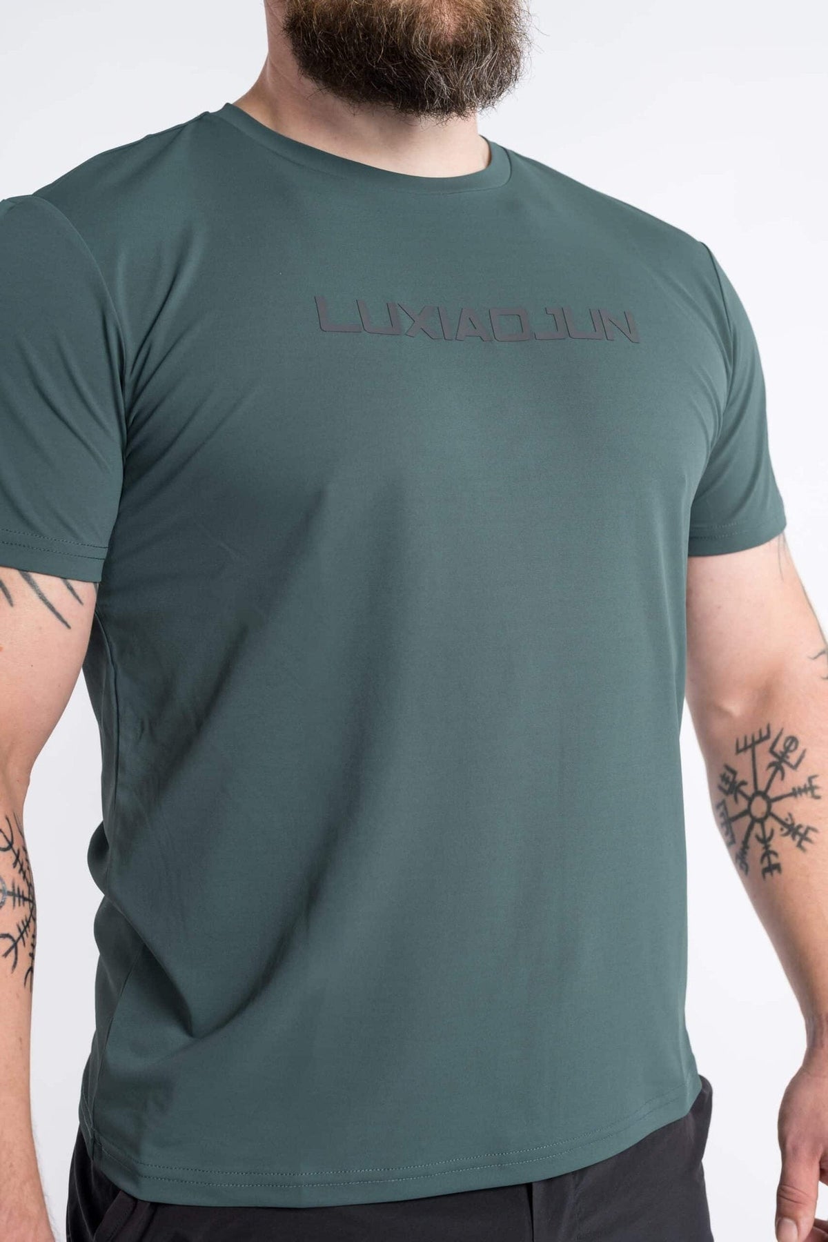 LUXIAOJUN Daily Essentials Men's Performance Tee