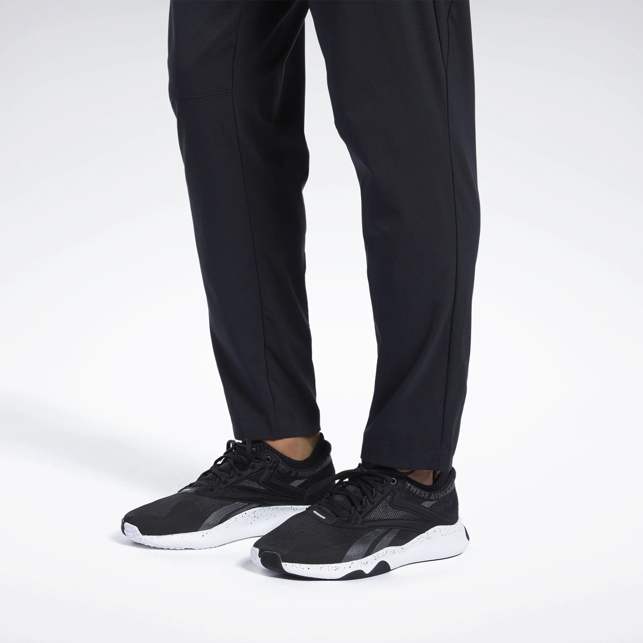 Reebok ID Train Woven Pant Svart, träningsbyxor
