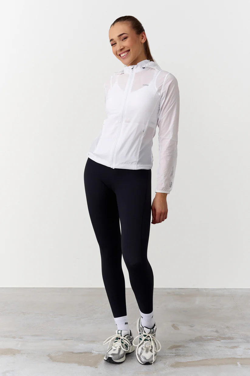 FAMME Pace Running Jacket Vit – Vattentät
