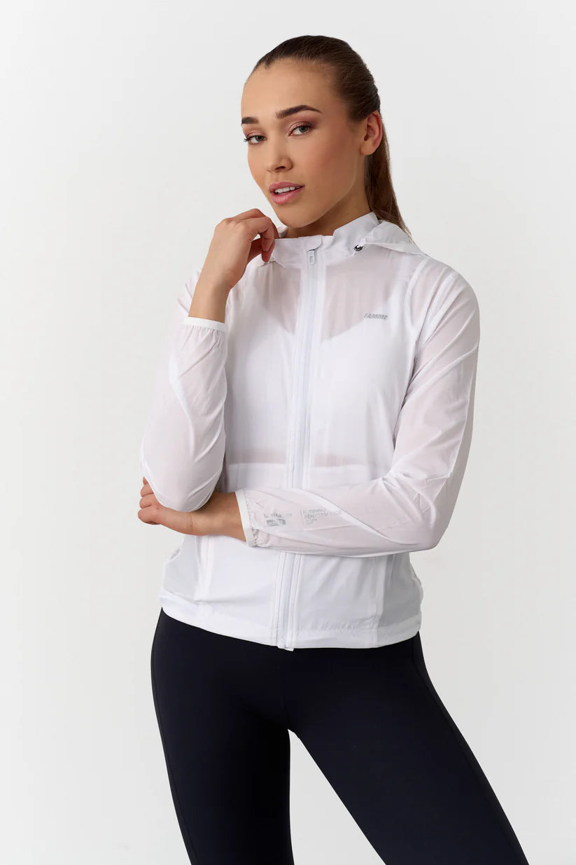 FAMME Pace Running Jacket Vit – Vattentät