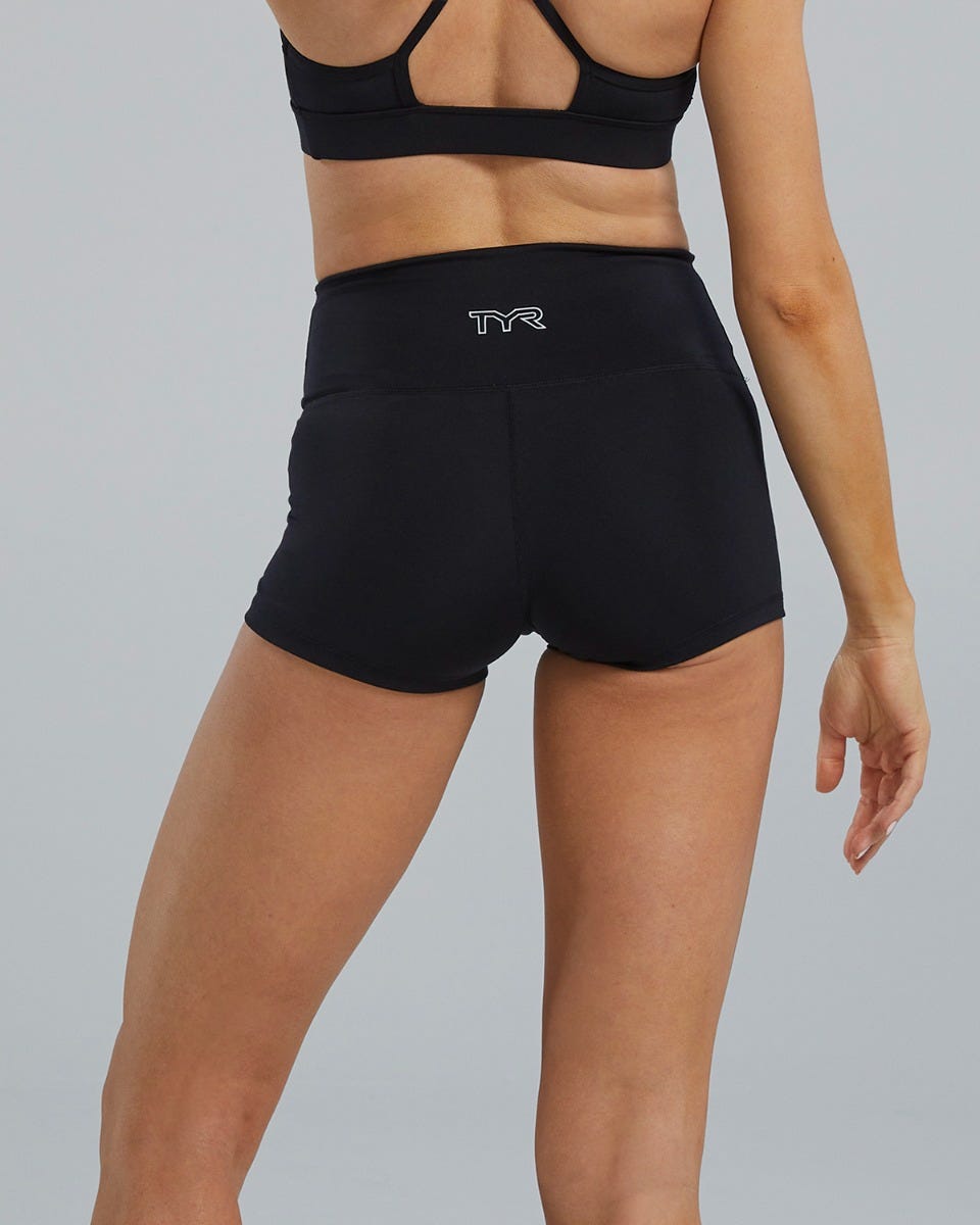 Tyr Women's Base Kinetic High-Rise 2" Shorts Svart