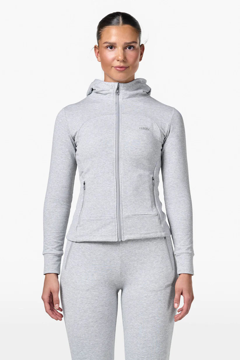 FAMME Fit Hoodie Grå