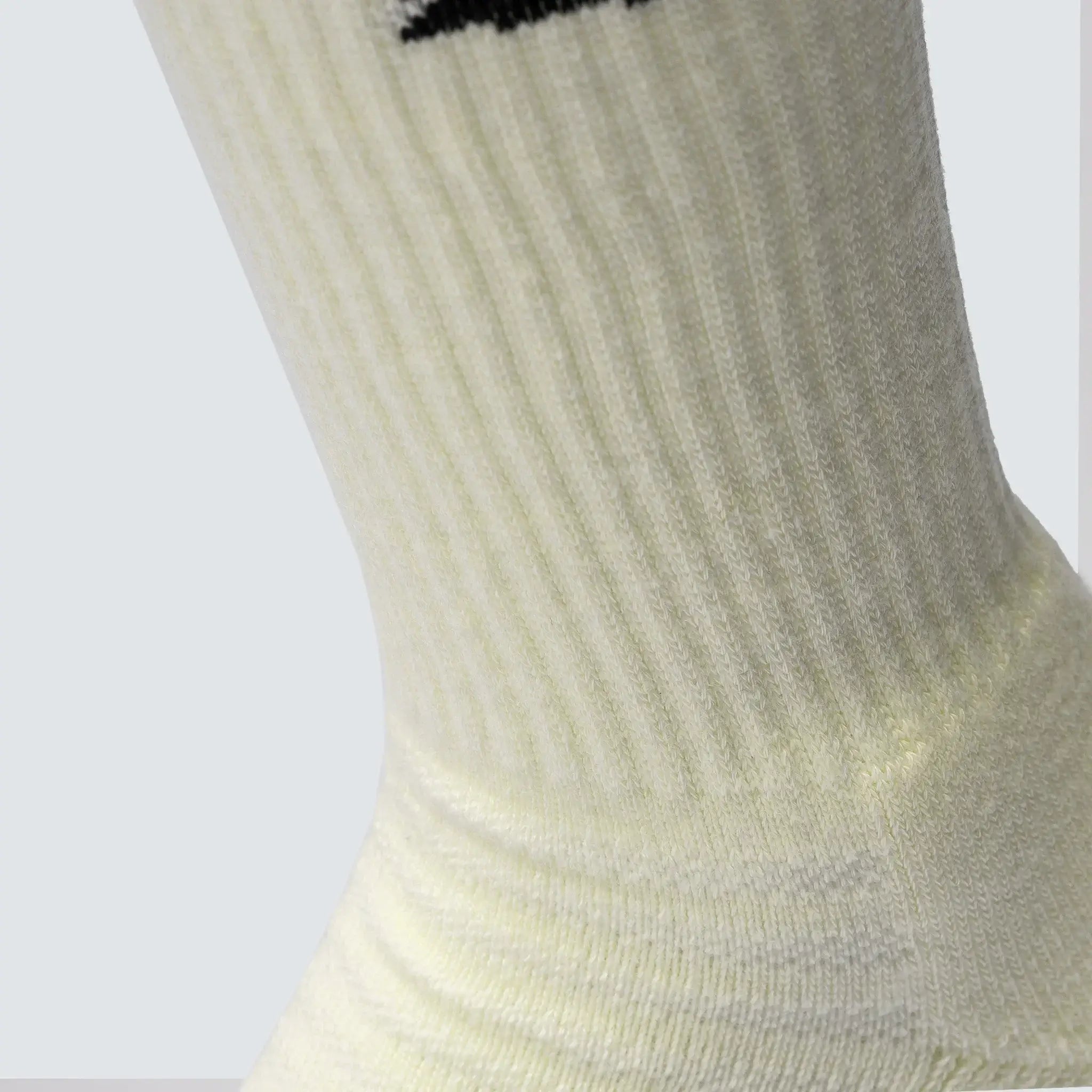 Picsil Socks Nova01 Cream under träning
