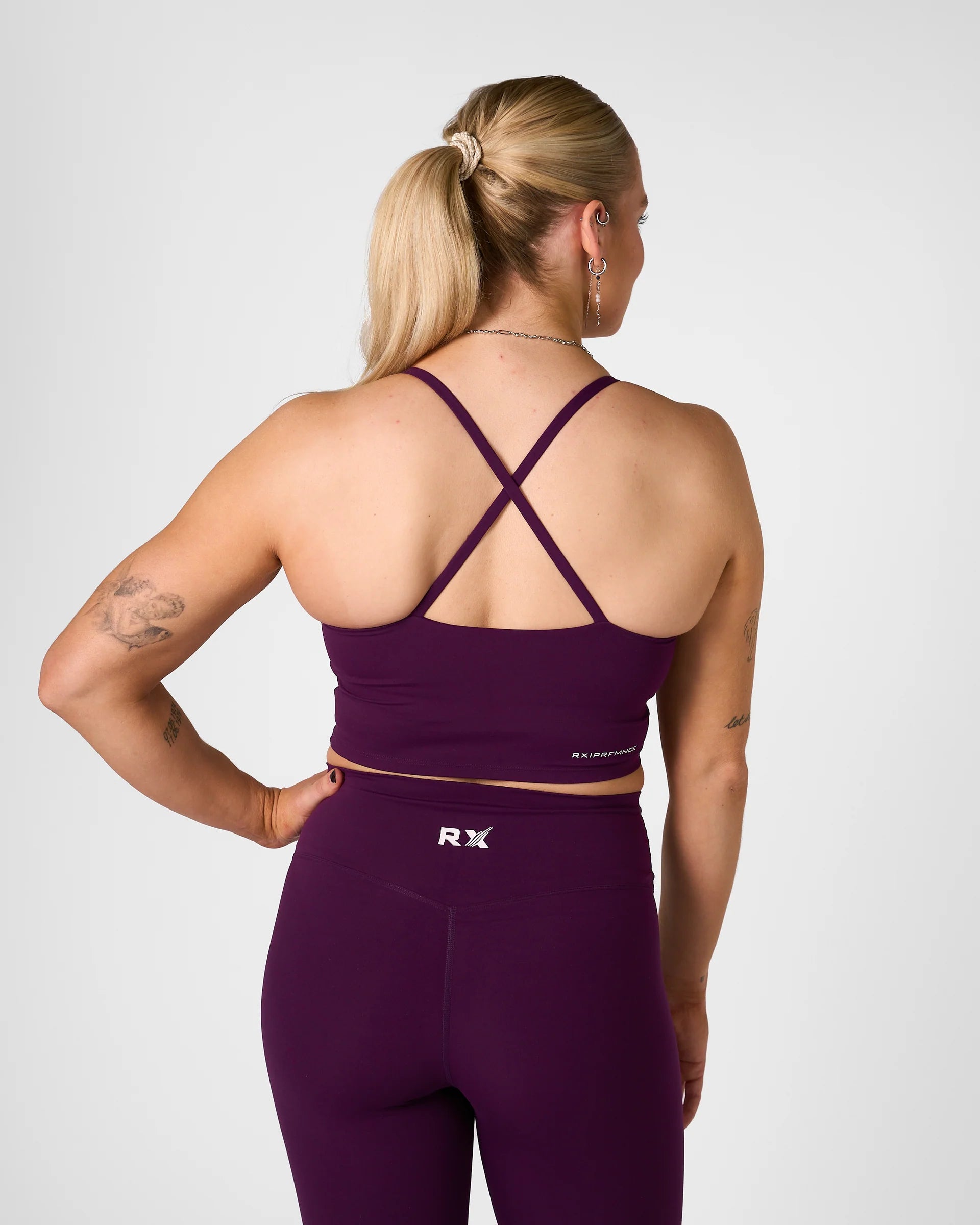 RX Performance Isabel Crop Top Deep Plum ryggdesign