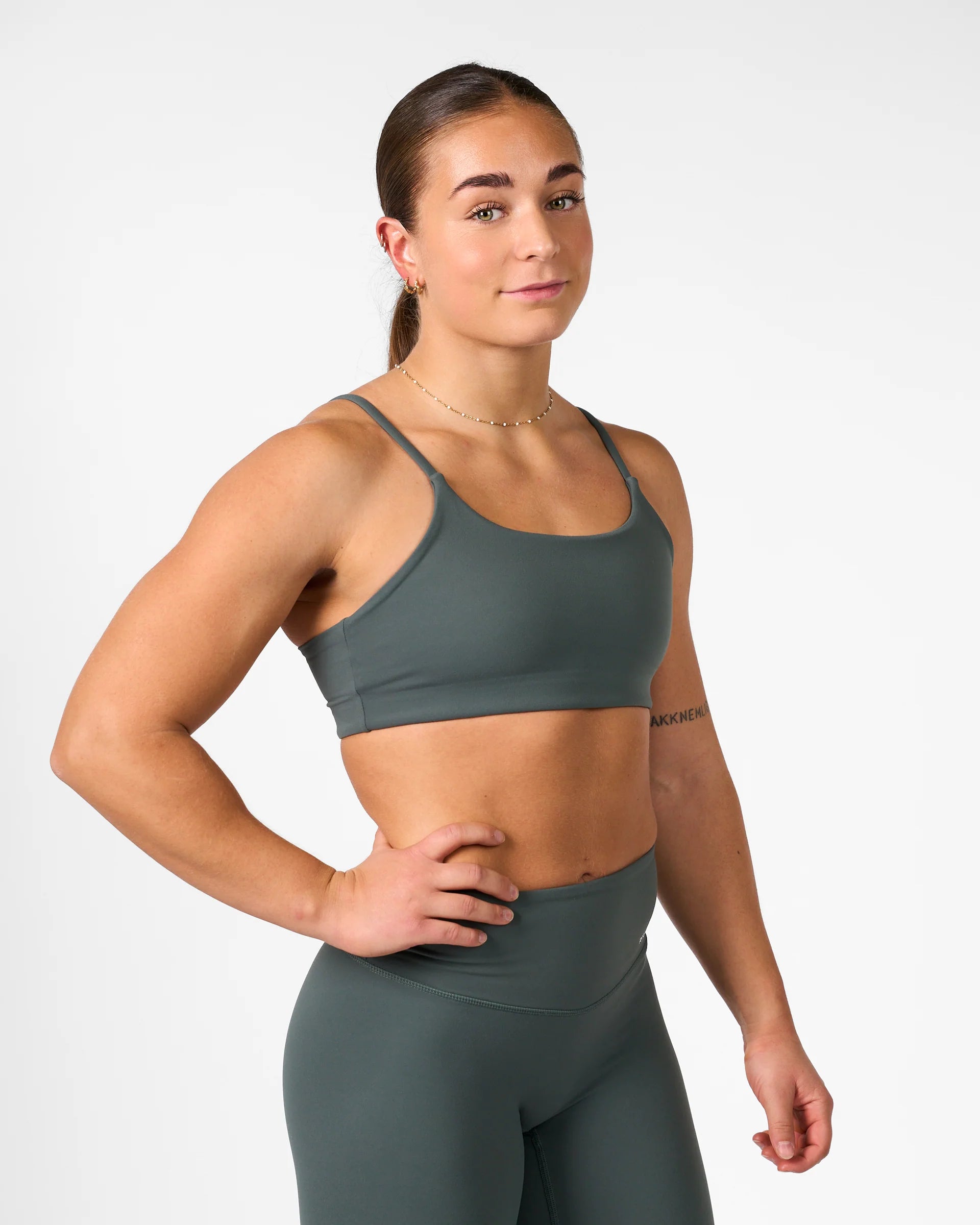 RX Performance Kelly Sport Bra Emerald Green passform