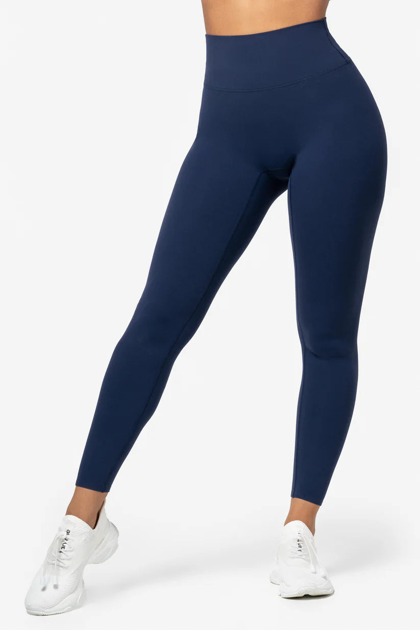 FAMME Softy Tights Navy – Mjuka Träningstights
