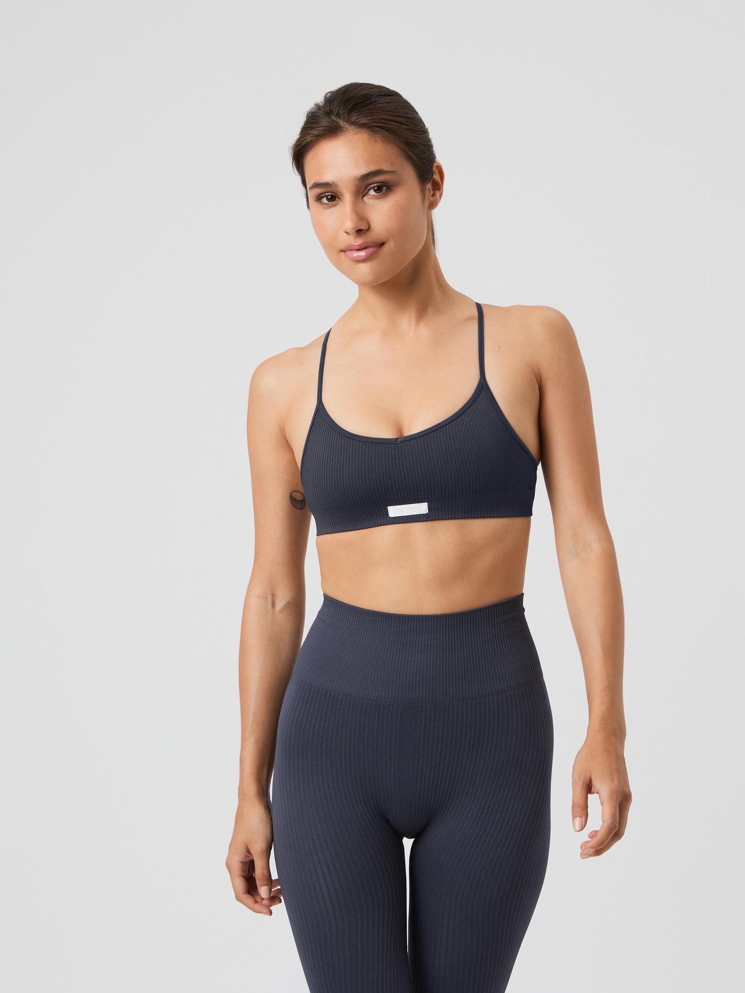 BJÖRN BORG Studio Seamless Ribbed Strap Bra Odyssey Gray