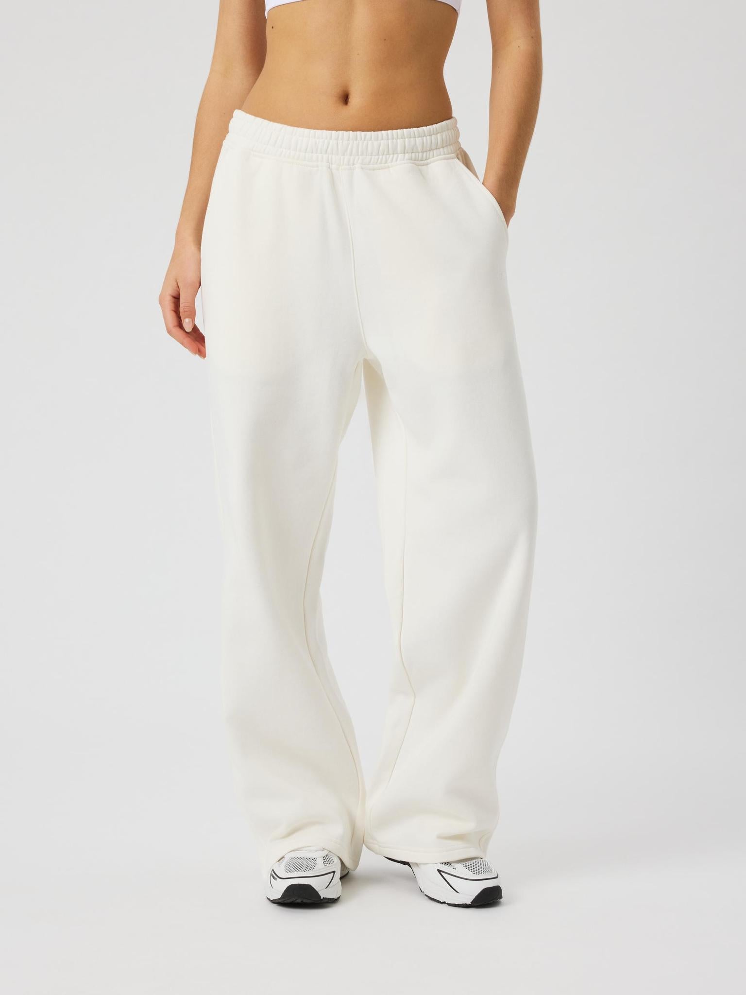 BJÖRN BORG Studio Oversized Straight Sweatpants Tofu