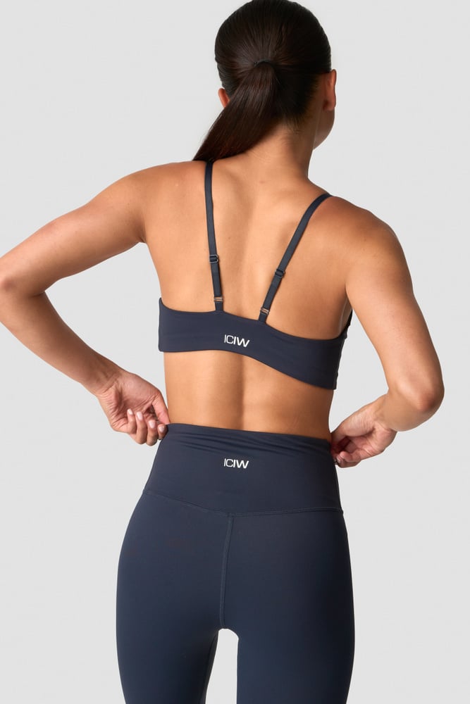 ICIW Nimble Adjustable Sports Bra Navy