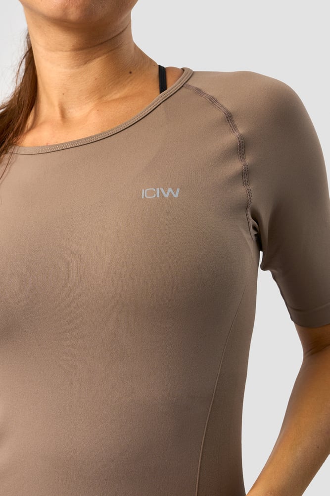 ICIW Everyday Seamless T-shirt Mid Sleeve Desert Sand