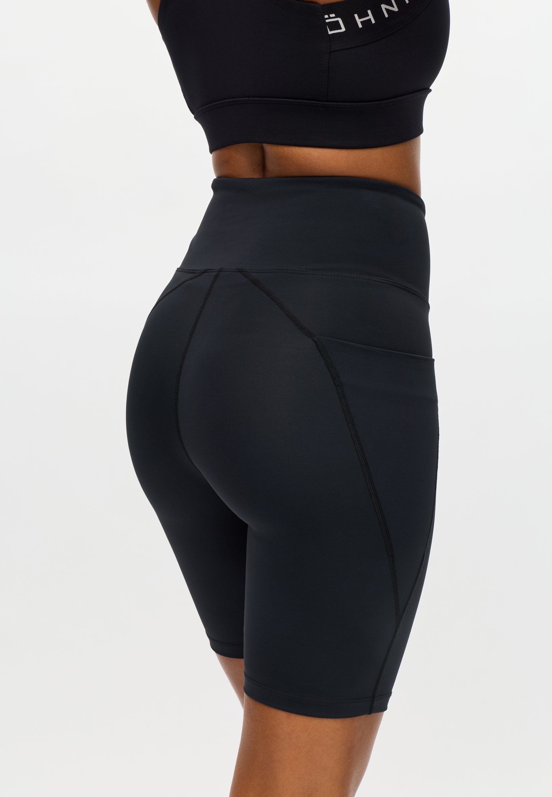 RÖHNISCH Flattering High Waist Bike Tights Svart