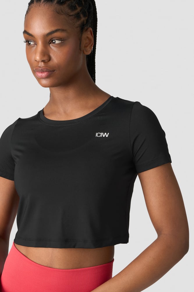 ICIW Training Crop Top Black Wmn