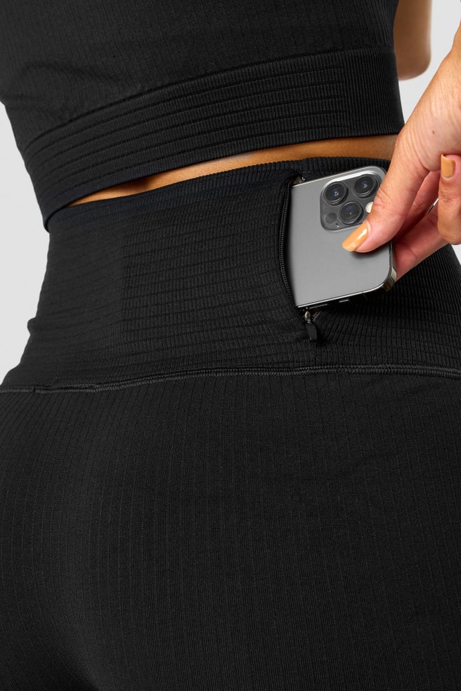 ICIW Ribbed Define Seamless Pocket Shorts Black