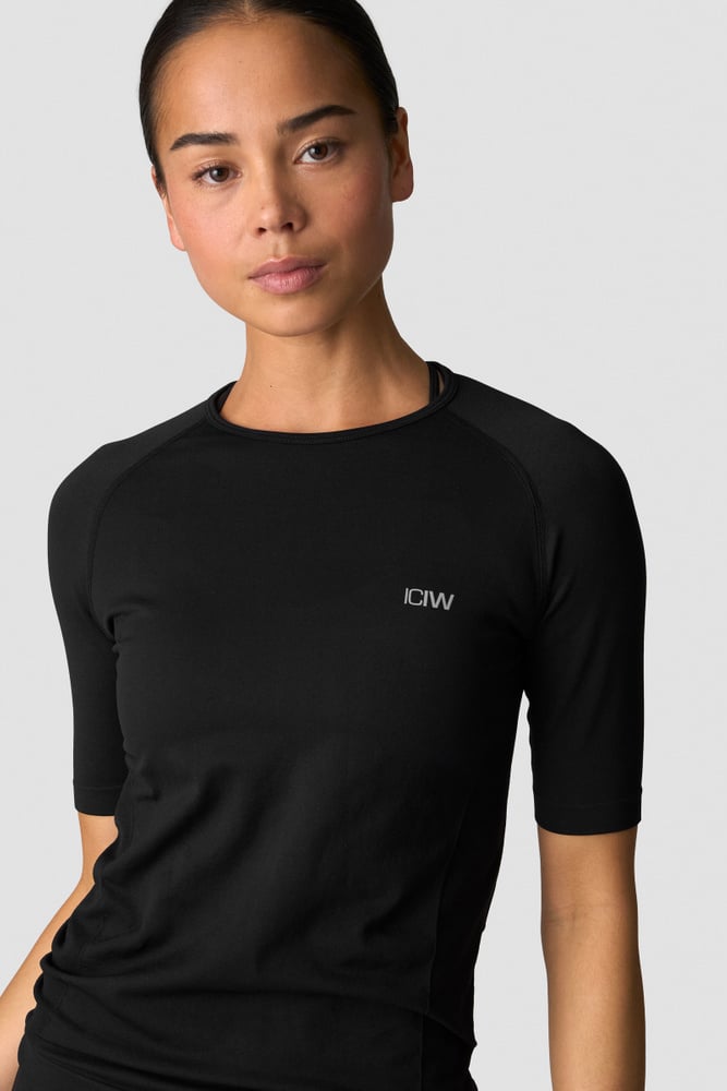ICIW Define Seamless Mid Sleeve T-shirt Black