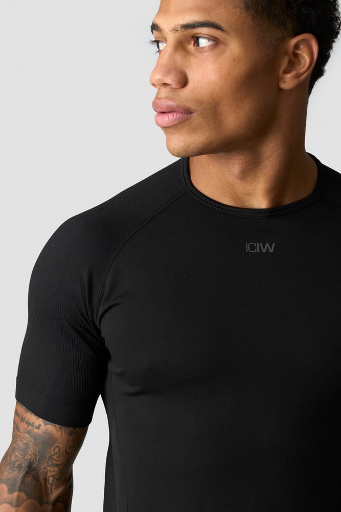 ICIW Sculpt Seamless T-Shirt M Black