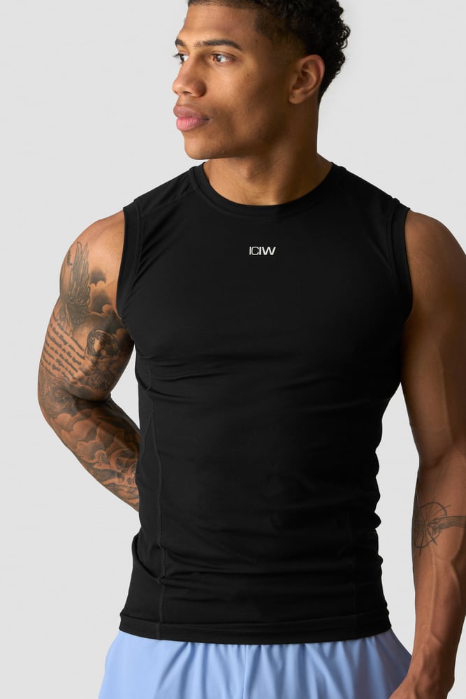 ICIW Ignite Muscle FIt Tank Top M Black