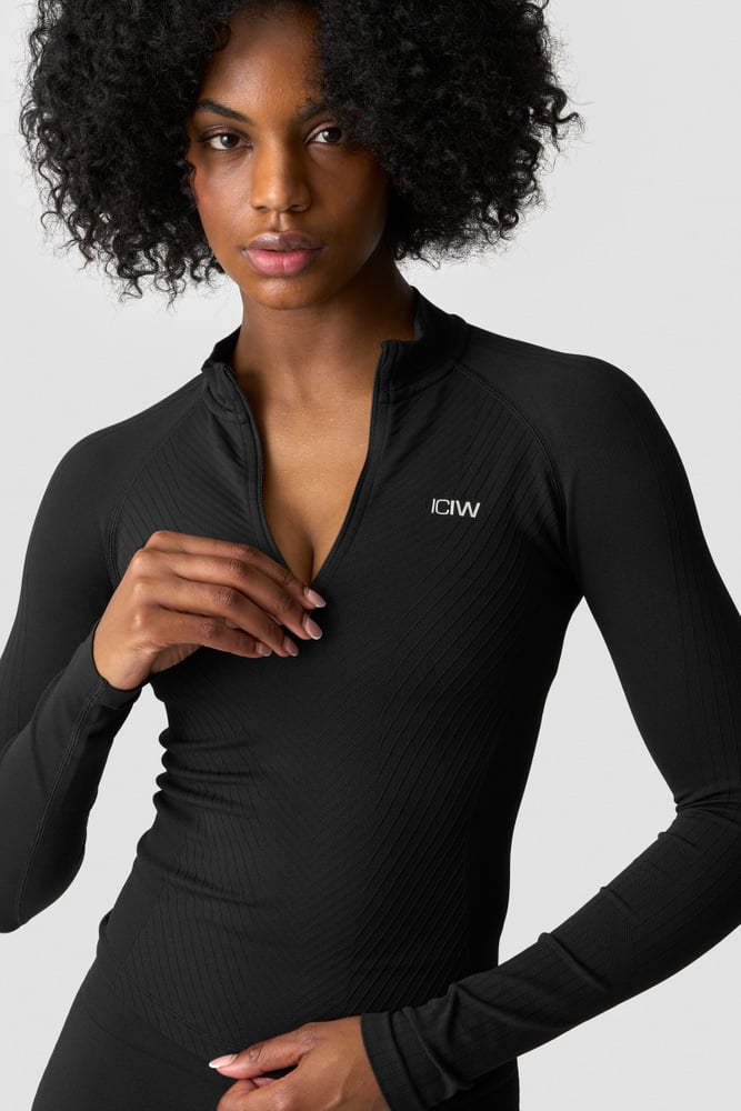 ICIW Ignite Seamless 1/2 Zip Long Sleeve Black