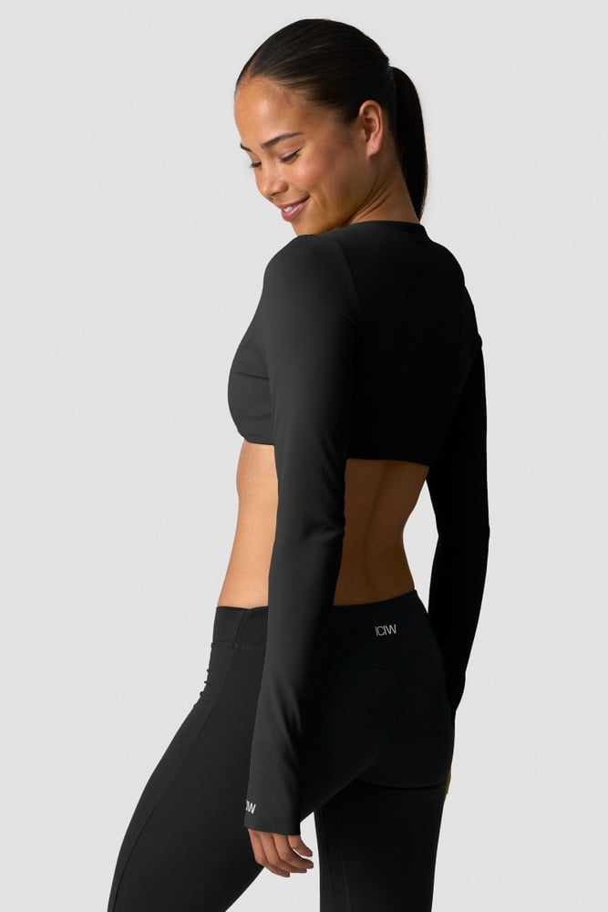 ICIW Nimble Twisted Cropped Long Sleeve Black