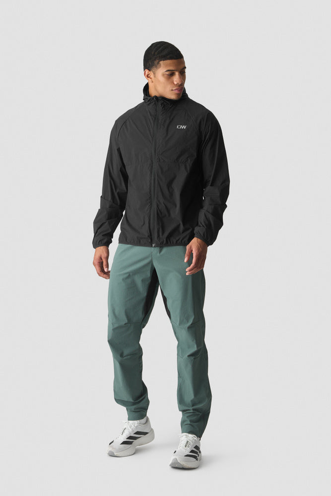 ICIW Essential Wind Jacket Black