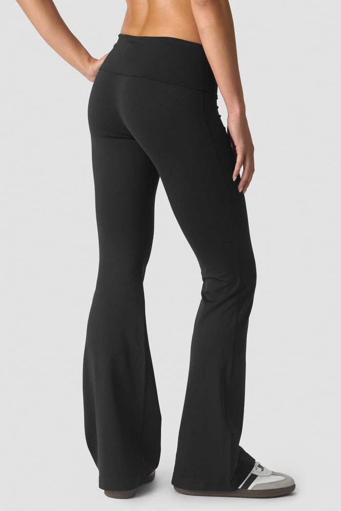 ICIW Essence Seamless Fold Over Flared Pants W Black