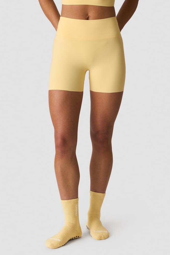 ICIW Nimble Midi Shorts Fading Yellow