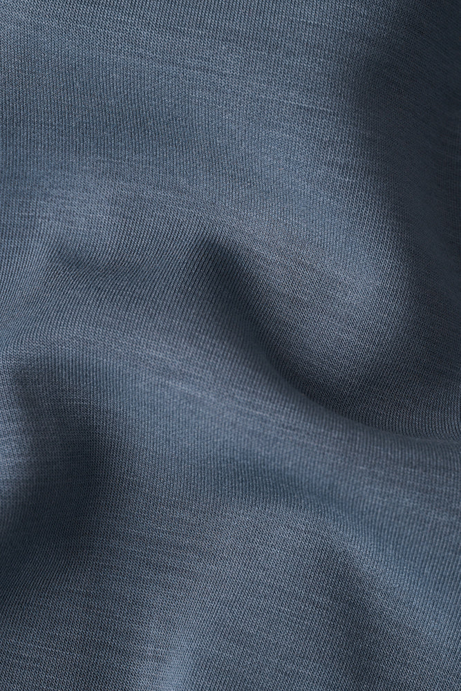 ICIW Contrast V-neck Top Misty Blue