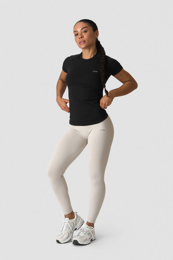 ICIW Define Seamless T-shirt Black