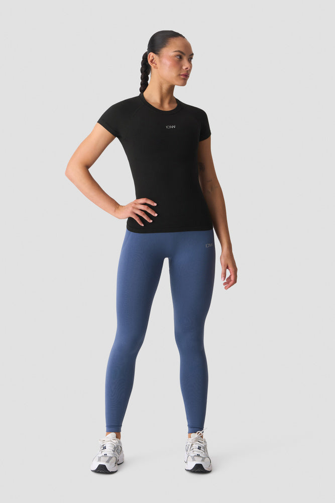 ICIW Smooth Seamless Tee W Black